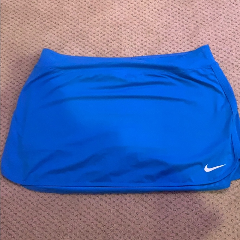 nike dri-fit blue tennis skirt!